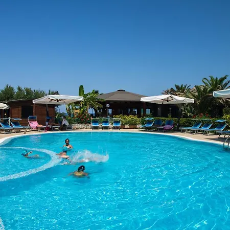 Residenza Marinella Apartahotel 3*